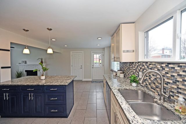 10178 Zig Zag Road, Blue Ash, OH 45242