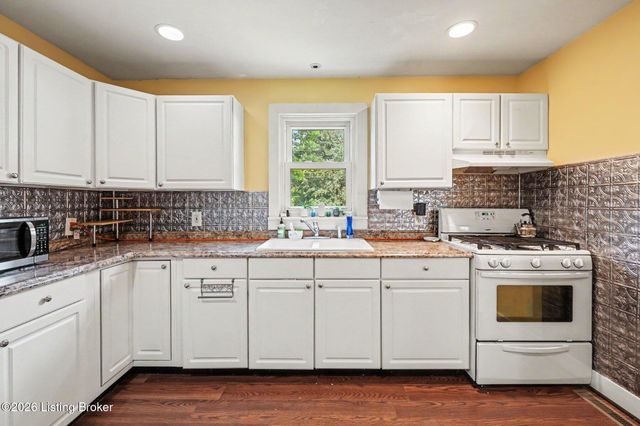 251 Webbmont Cir, Shelbyville, KY 40065