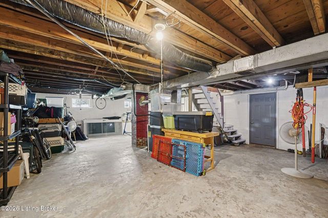 251 Webbmont Cir, Shelbyville, KY 40065