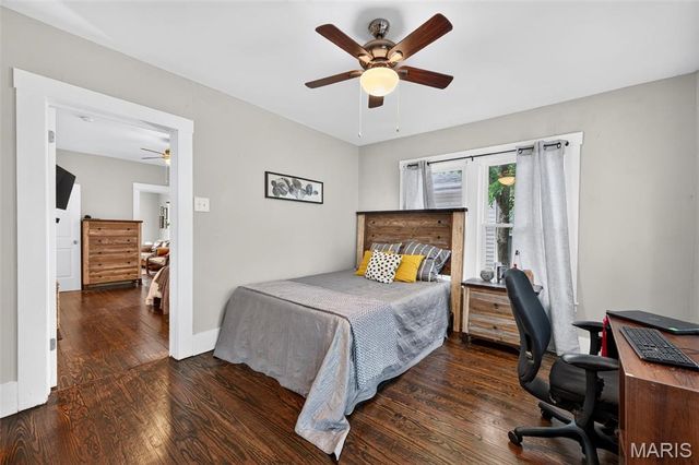6710 Mitchell Avenue, St Louis, MO 63139