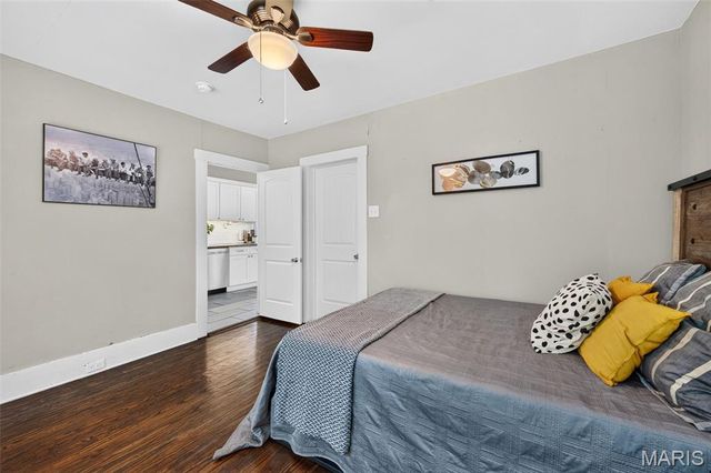 6710 Mitchell Avenue, St Louis, MO 63139