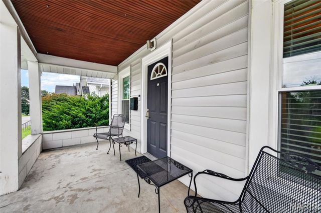6710 Mitchell Avenue, St Louis, MO 63139