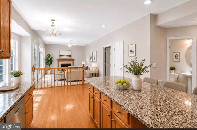 17602 DEWEYS RUN LN, Dumfries, VA 22026