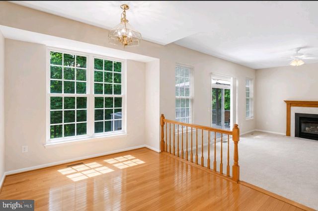 17602 DEWEYS RUN LN, Dumfries, VA 22026