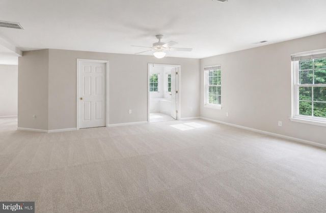 17602 DEWEYS RUN LN, Dumfries, VA 22026