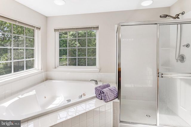 17602 DEWEYS RUN LN, Dumfries, VA 22026