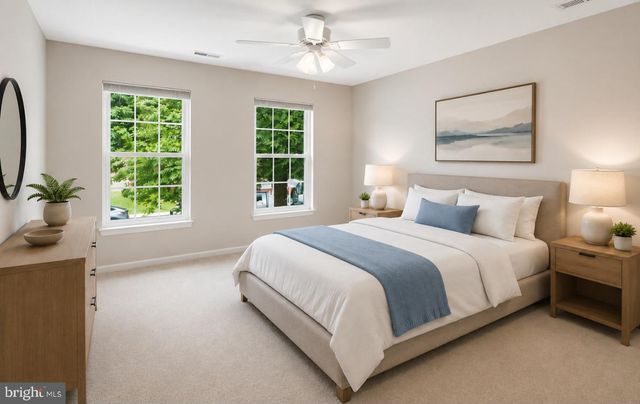 17602 DEWEYS RUN LN, Dumfries, VA 22026