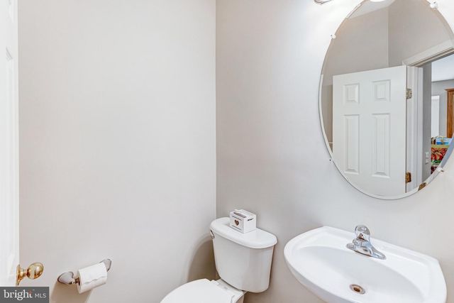 17602 DEWEYS RUN LN, Dumfries, VA 22026
