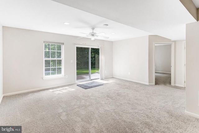 17602 DEWEYS RUN LN, Dumfries, VA 22026