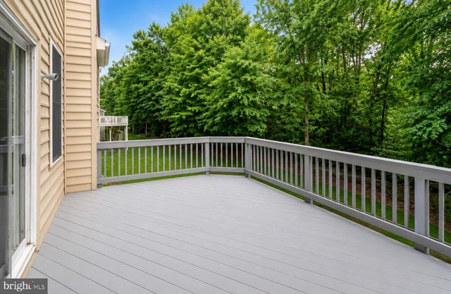 17602 DEWEYS RUN LN, Dumfries, VA 22026