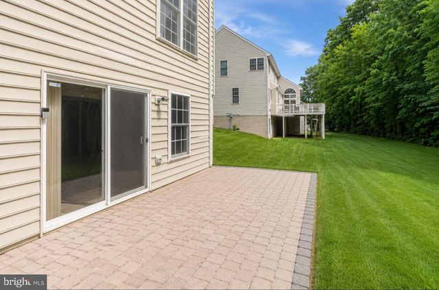 17602 DEWEYS RUN LN, Dumfries, VA 22026