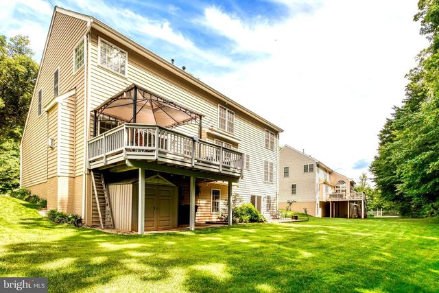 17602 DEWEYS RUN LN, Dumfries, VA 22026