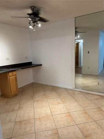 10762 La Placida Dr 7-105, Coral Springs, FL 33065