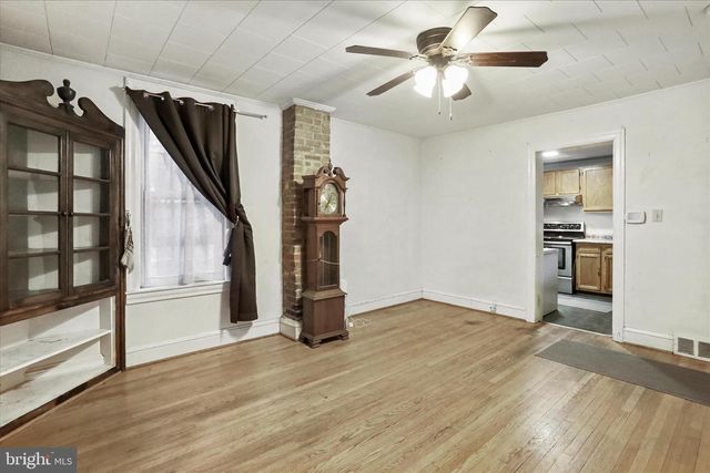 142 EAST AVE, Hagerstown, MD 21740