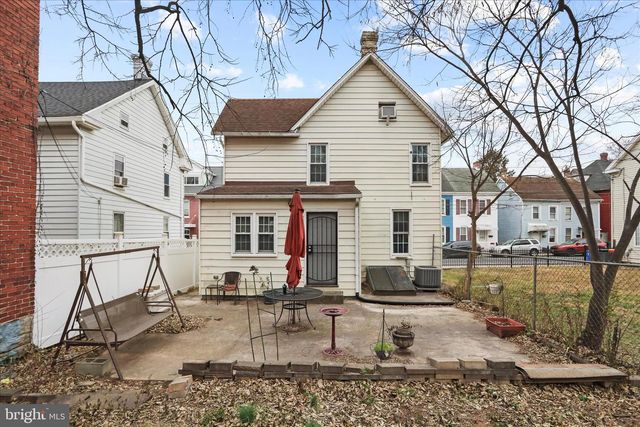 142 EAST AVE, Hagerstown, MD 21740