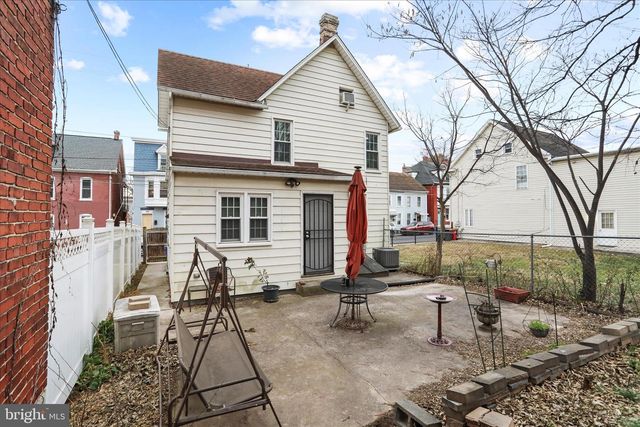 142 EAST AVE, Hagerstown, MD 21740