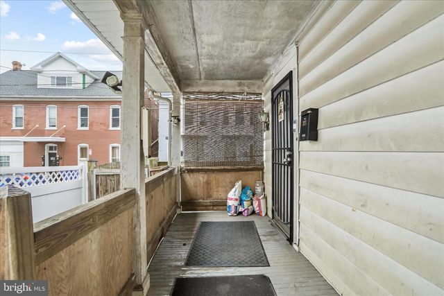 142 EAST AVE, Hagerstown, MD 21740