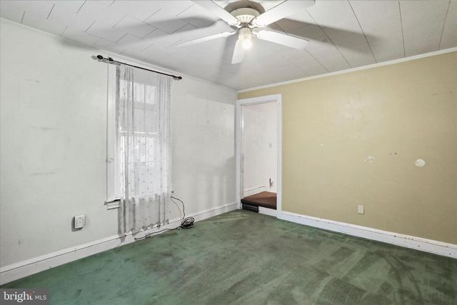 142 EAST AVE, Hagerstown, MD 21740