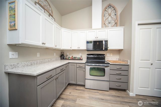 1701 E Canterbury Drive, Ellensburg, WA 98926