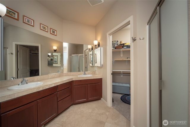 1701 E Canterbury Drive, Ellensburg, WA 98926