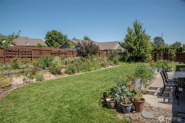 1701 E Canterbury Drive, Ellensburg, WA 98926
