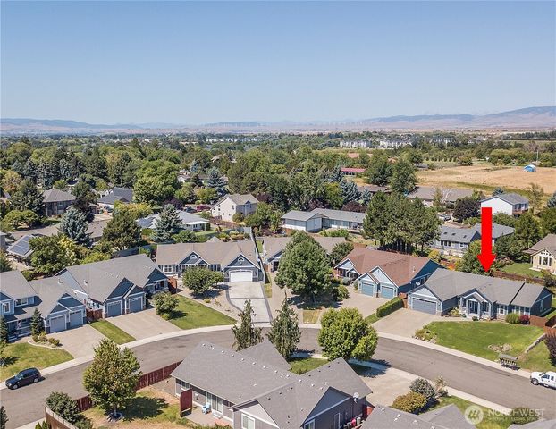 1701 E Canterbury Drive, Ellensburg, WA 98926