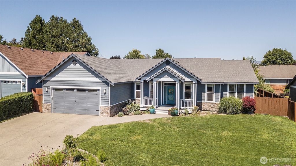 1701 E Canterbury Drive, Ellensburg, WA 98926