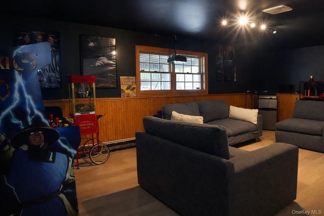 16 Lenny Court, Wappingers Falls, NY 12590