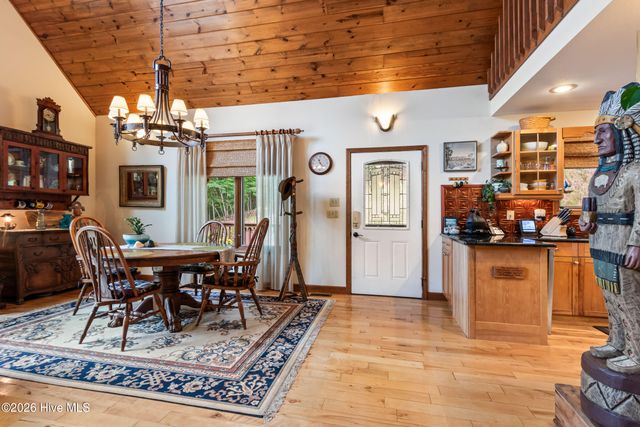 390 Timberwood Hills Road, Murphy, NC 28906