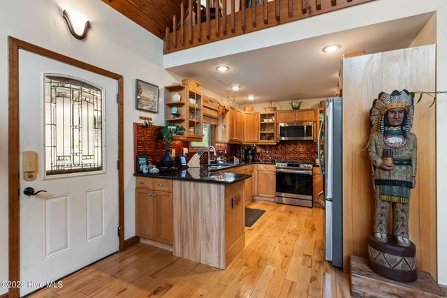 390 Timberwood Hills Road, Murphy, NC 28906