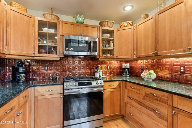 390 Timberwood Hills Road, Murphy, NC 28906