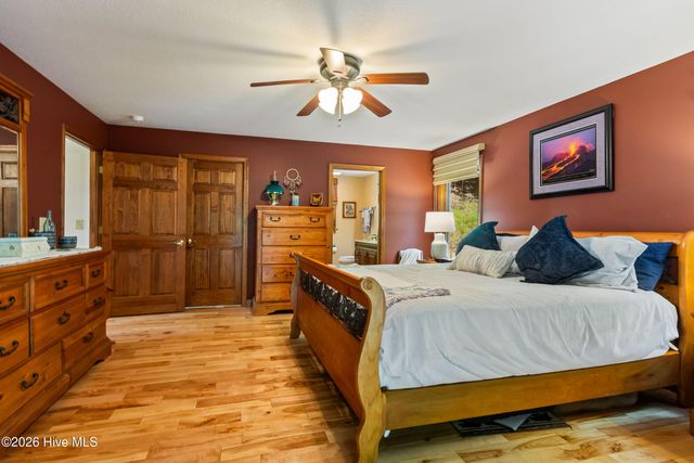 390 Timberwood Hills Road, Murphy, NC 28906