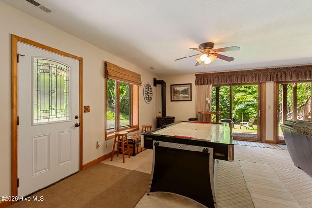 390 Timberwood Hills Road, Murphy, NC 28906