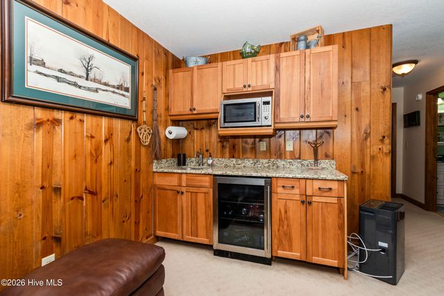 390 Timberwood Hills Road, Murphy, NC 28906