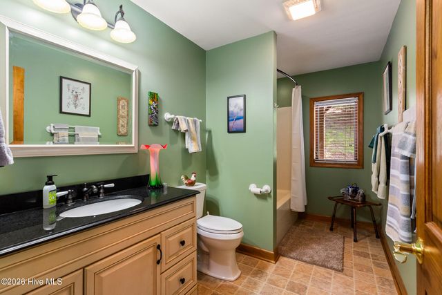390 Timberwood Hills Road, Murphy, NC 28906