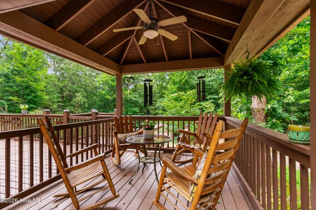 390 Timberwood Hills Road, Murphy, NC 28906
