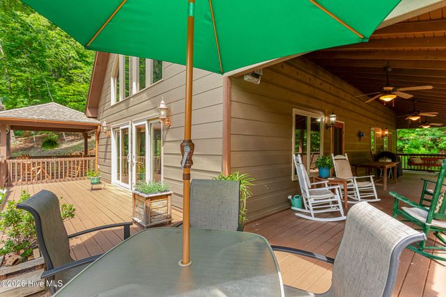 390 Timberwood Hills Road, Murphy, NC 28906