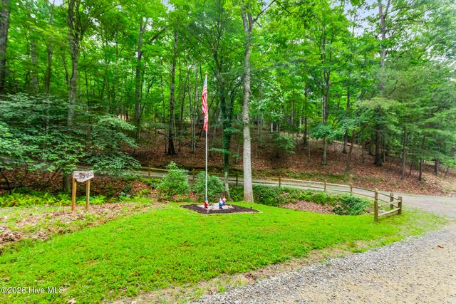 390 Timberwood Hills Road, Murphy, NC 28906