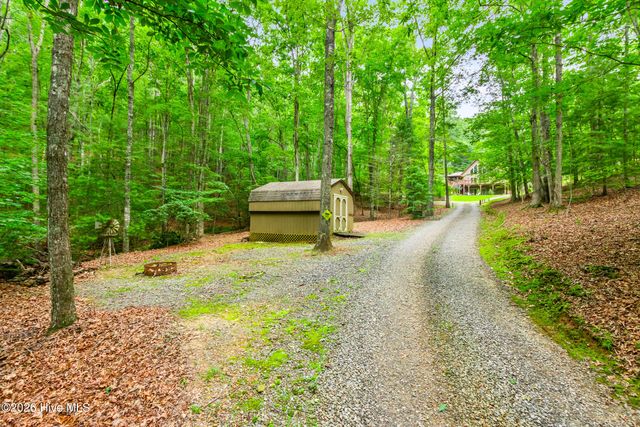 390 Timberwood Hills Road, Murphy, NC 28906