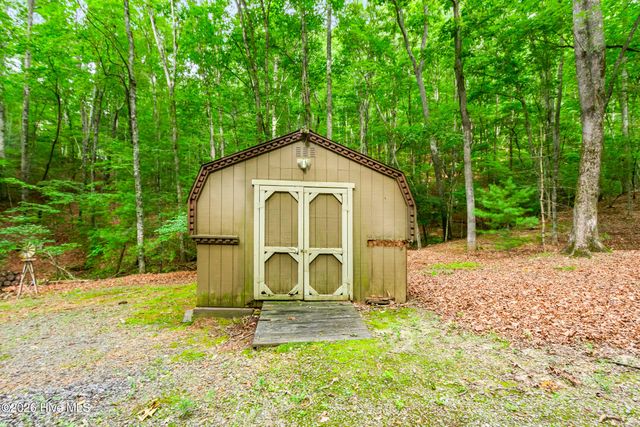 390 Timberwood Hills Road, Murphy, NC 28906