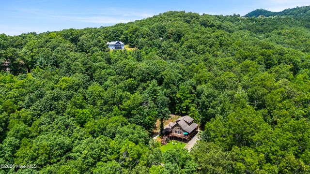 390 Timberwood Hills Road, Murphy, NC 28906