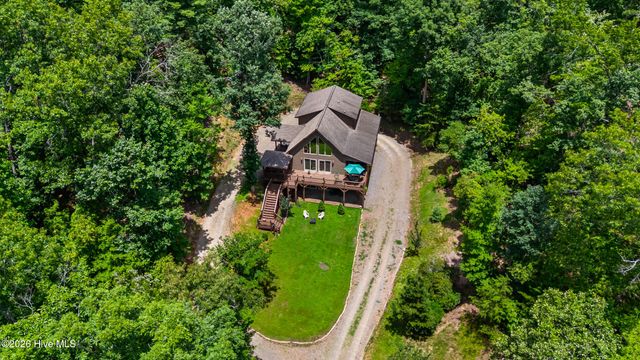 390 Timberwood Hills Road, Murphy, NC 28906