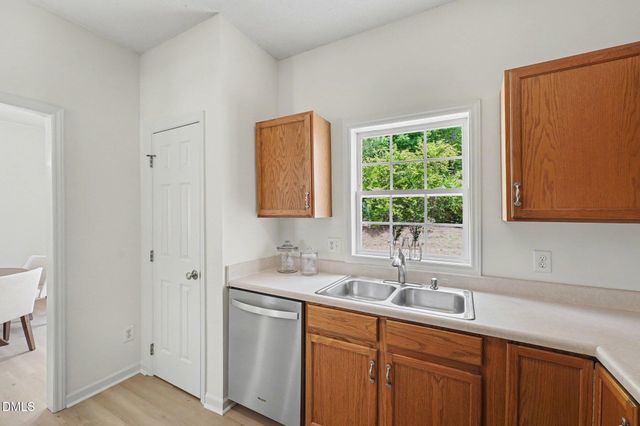 512 Misty Groves Circle, Morrisville, NC 27560