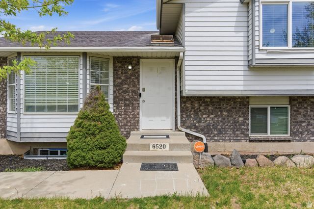 6520 W 4200 S, West Valley City, UT 84128
