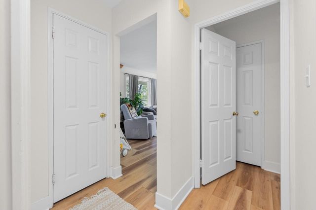 7428 N Santa Monica BOULEVARD, Fox Point, WI 53217