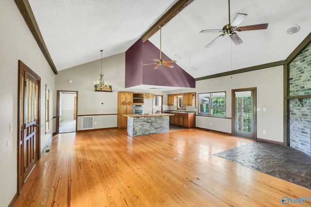 6729 Highway 53, Harvest, AL 35749