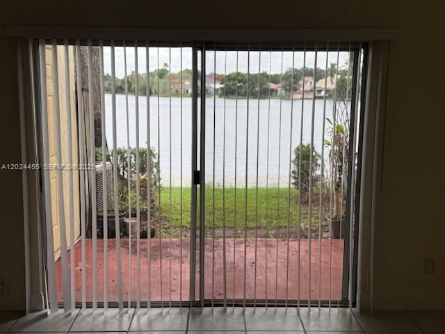 2856 Cambridge Ln, Cooper City, FL 33026