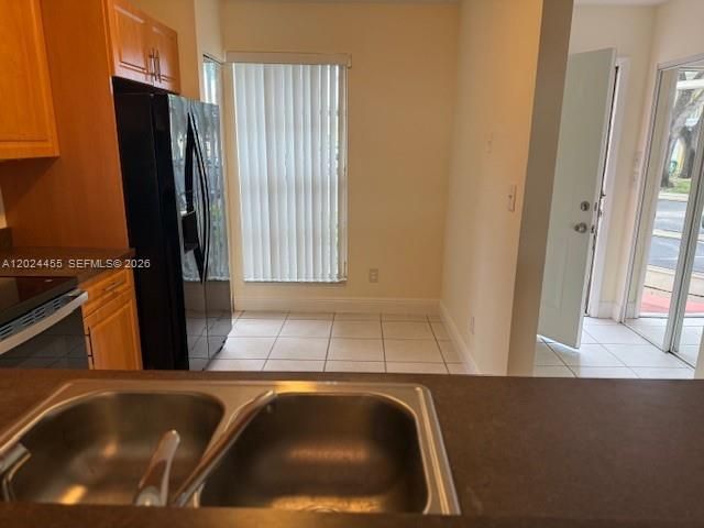 2856 Cambridge Ln, Cooper City, FL 33026