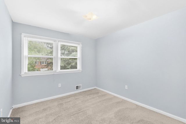 12015 HICKORY DR, Fort Washington, MD 20744