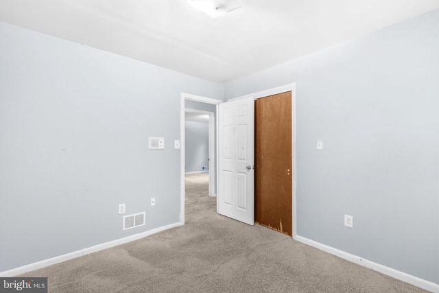 12015 HICKORY DR, Fort Washington, MD 20744